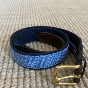 Vineyard Vines youth belt. Size 28